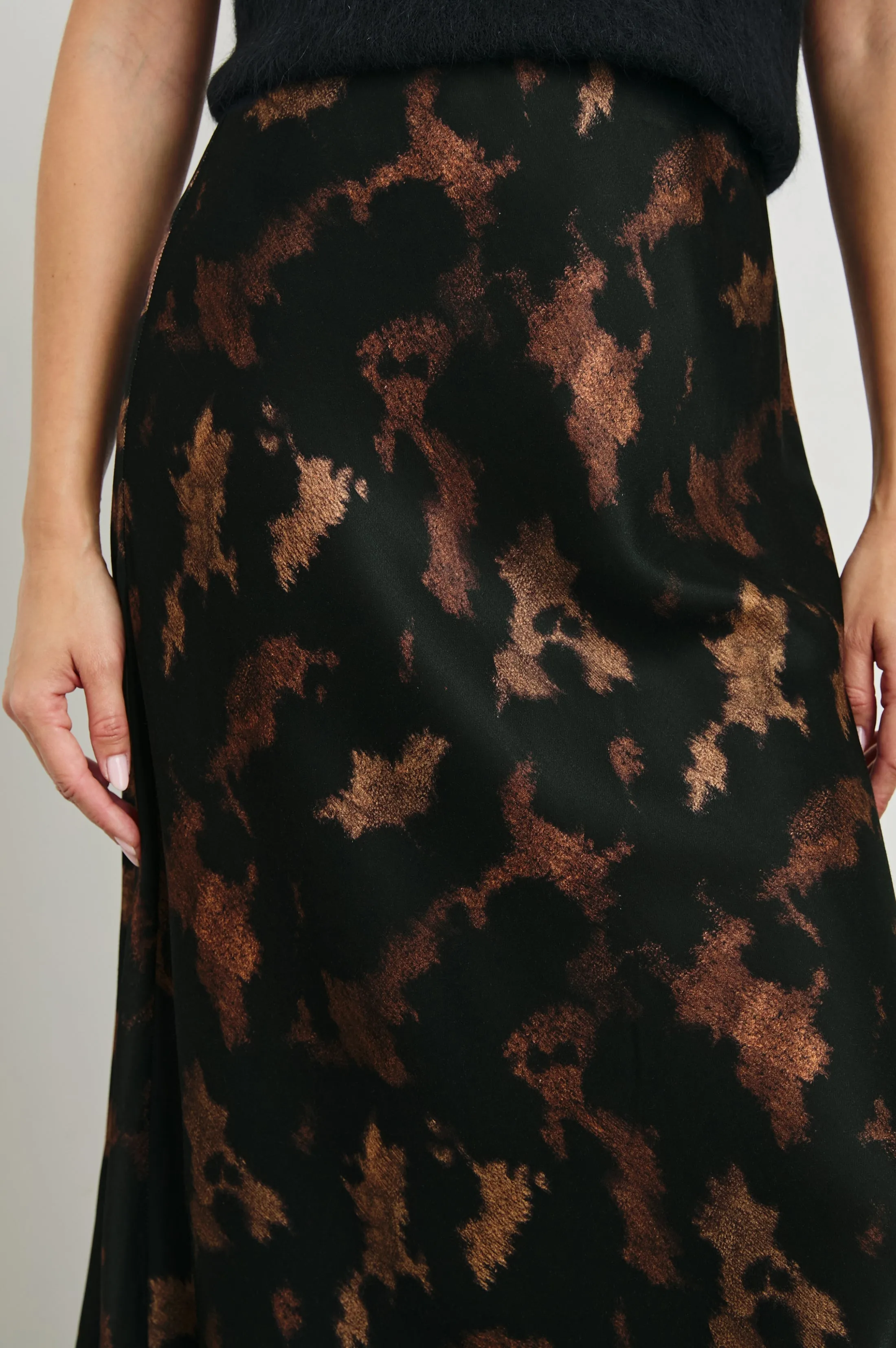 ANYA SKIRT - DIFFUSED SANDSTONE